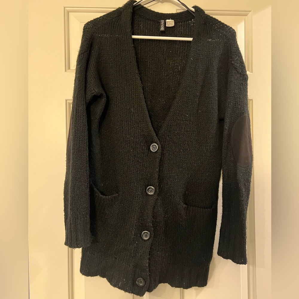 H&M Divided Black Sweater